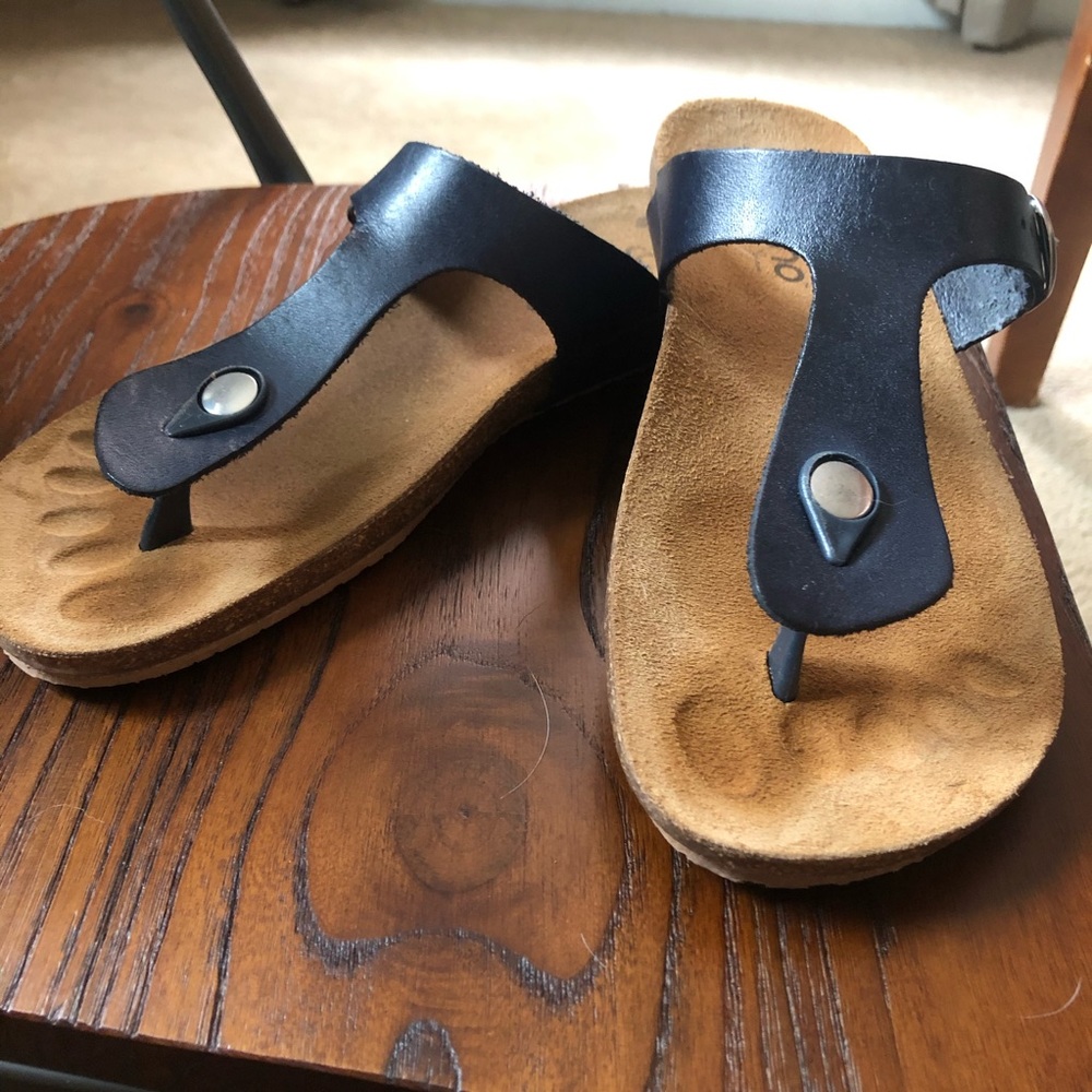 WORN ONCE! Yokoko Leather Thong Sandal